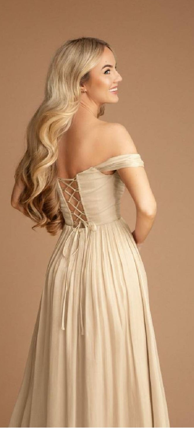 Evelina-Εκρού  Maxi Off Shoulder Επίσημο Φόρεμα