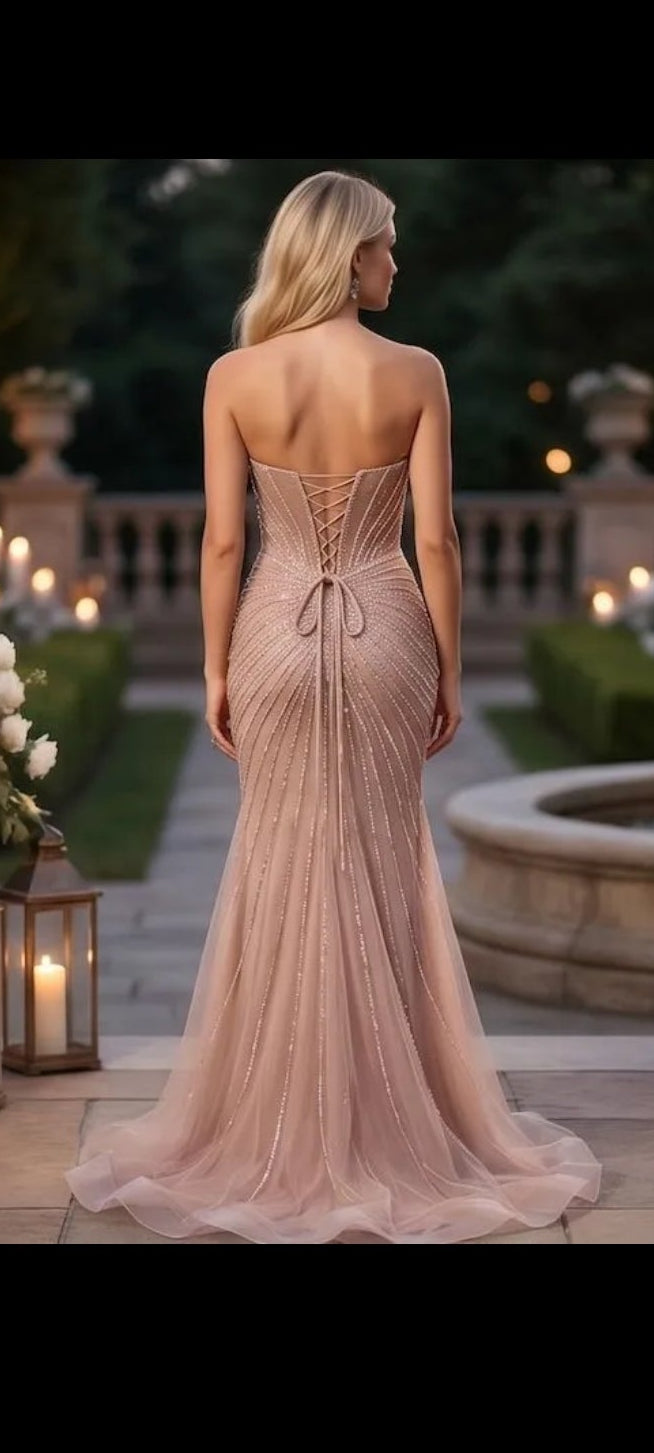 Élan Nude Gown